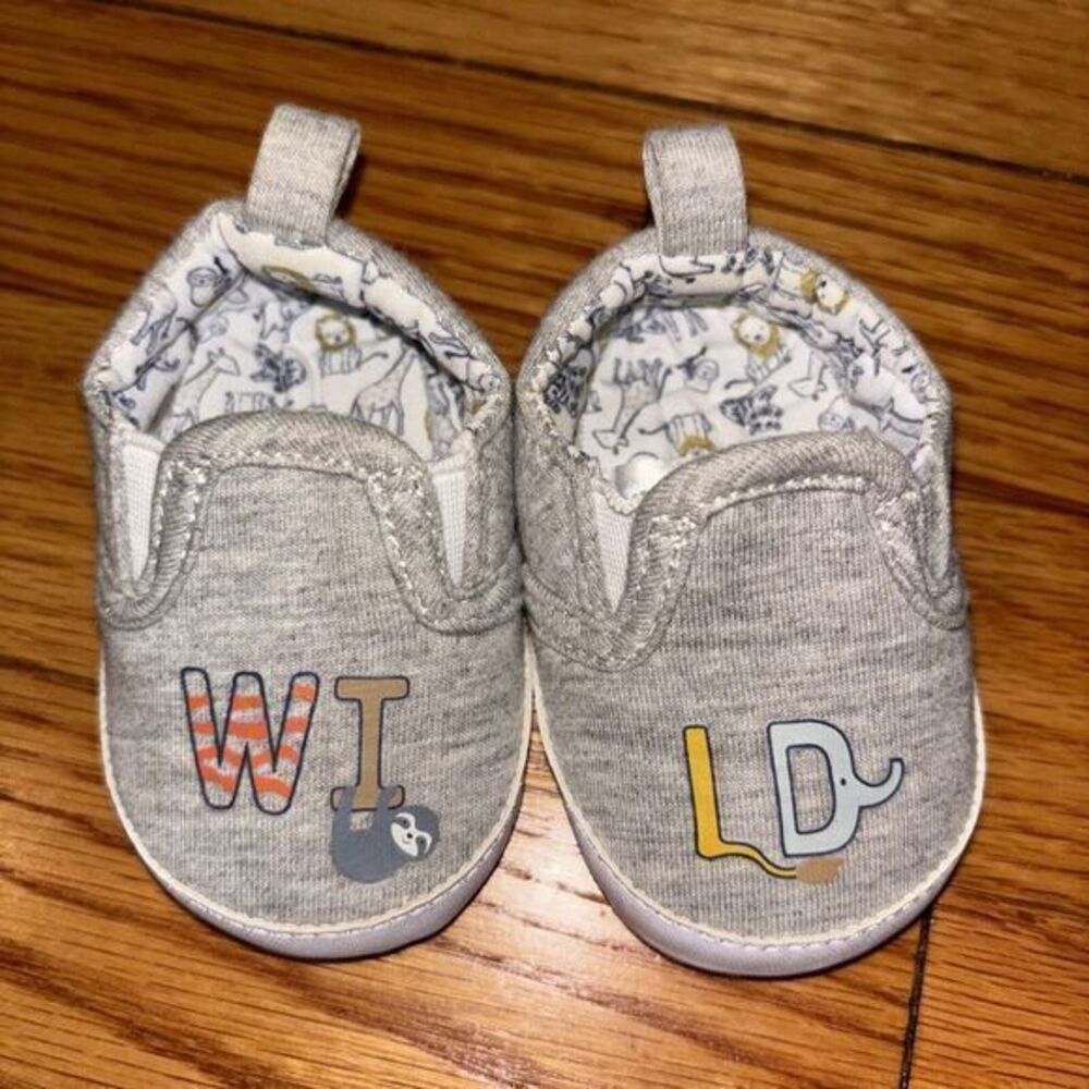 Newborn Baby Boy shoes Size 0-3 Month Child Of Mine By Carters Grey